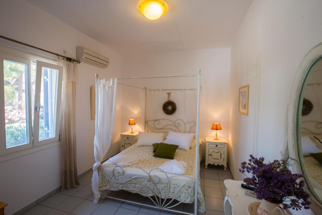 Platis Gialos  Pension Ageliki Sifnos المظهر الخارجي الصورة