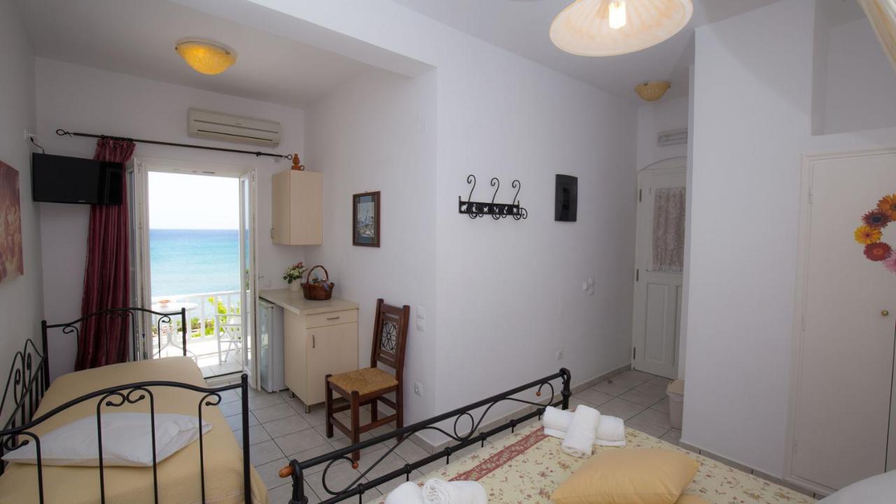 Platis Gialos  Pension Ageliki Sifnos المظهر الخارجي الصورة