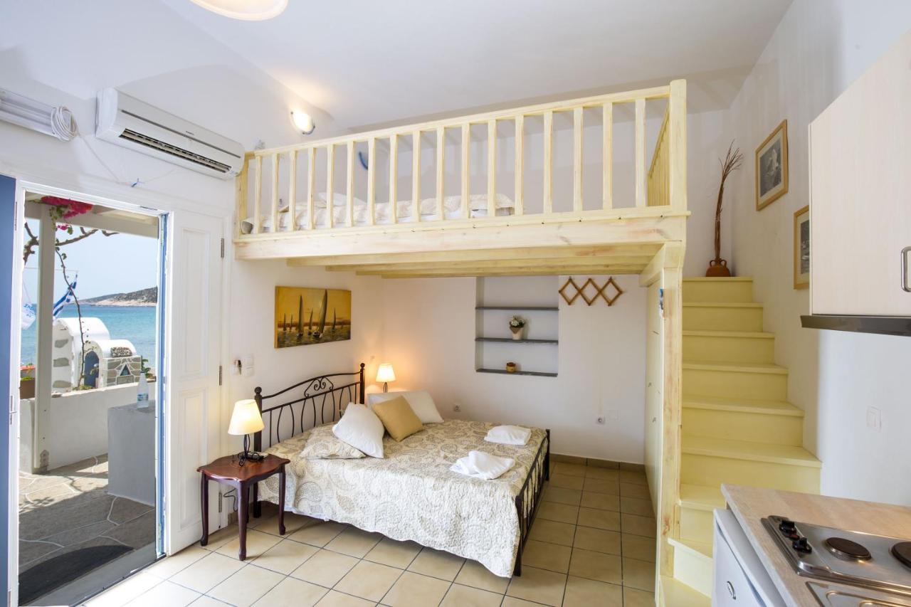 Platis Gialos  Pension Ageliki Sifnos المظهر الخارجي الصورة
