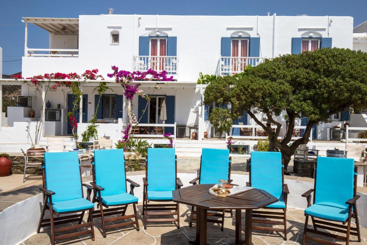 Platis Gialos  Pension Ageliki Sifnos المظهر الخارجي الصورة