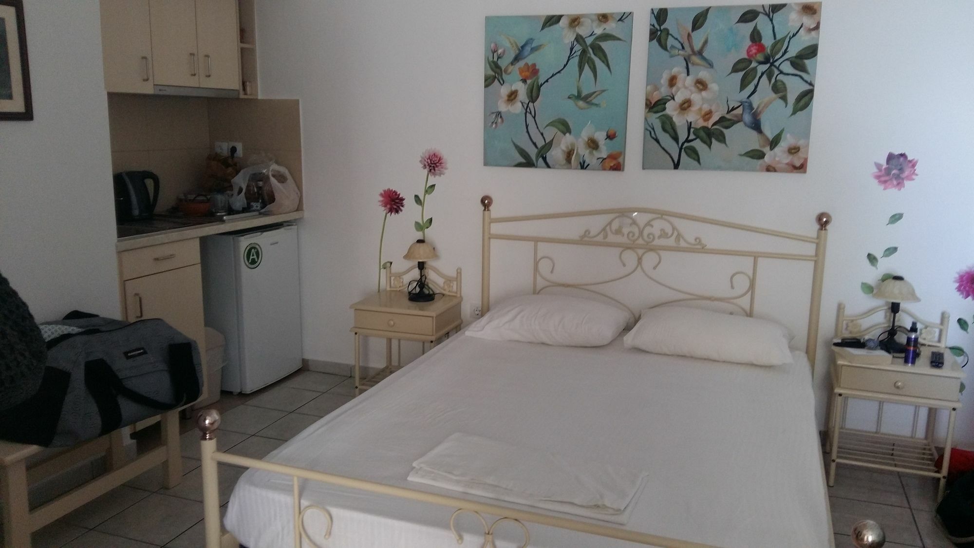 Platis Gialos  Pension Ageliki Sifnos المظهر الخارجي الصورة